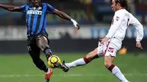 电竞桌标准高度：75cm与80cm哪个更常见？