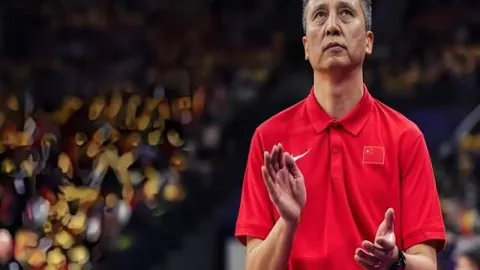 全运会赛场苏炳添告别：运动生涯终章，九派新闻记录