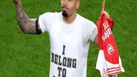 奥比-马丁转会内幕：曼联青训导师直言阿森纳非球员理想之地